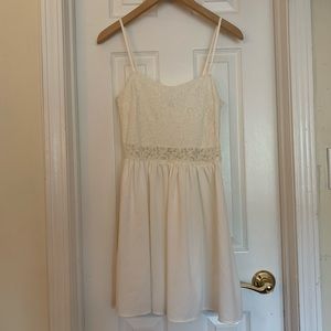 H&M white / cream lace dress sz 4